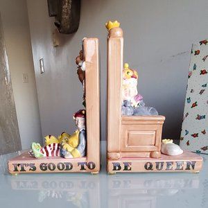 Mary Engelbreit Queen Ceramic Bookends - Cream and Tan
